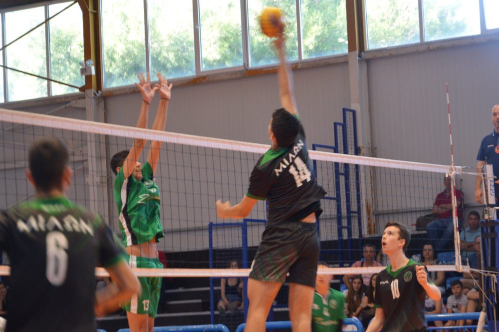 Ο Γιάννης Παπαδάκης στην Εθνική Παμπαίδων για το Βαλκανικό