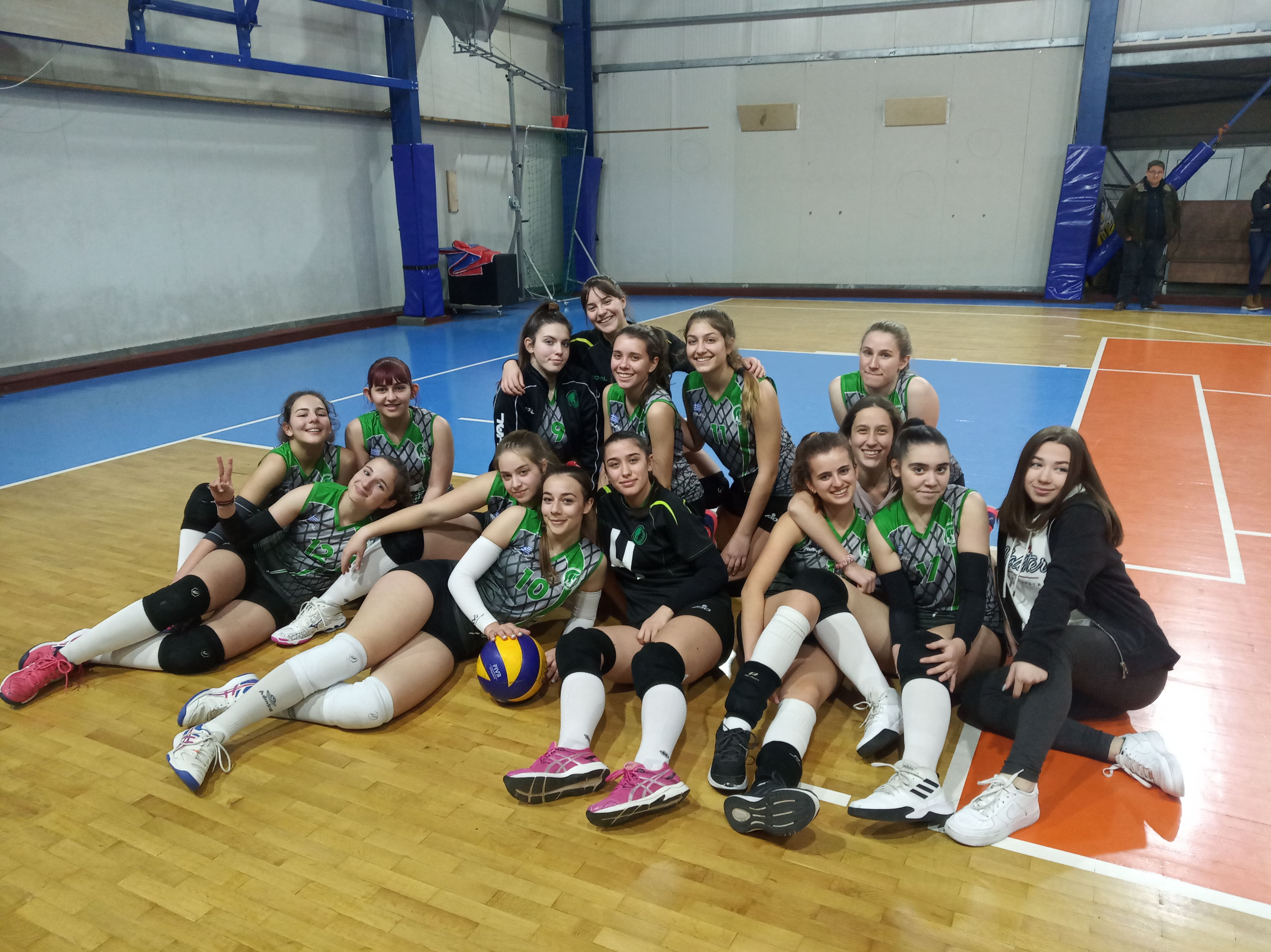 Βόλεϊ: Με νίκη τελείωσαν τις αγωνιστικές υποχρεώσεις τους οι Κορασίδες Β