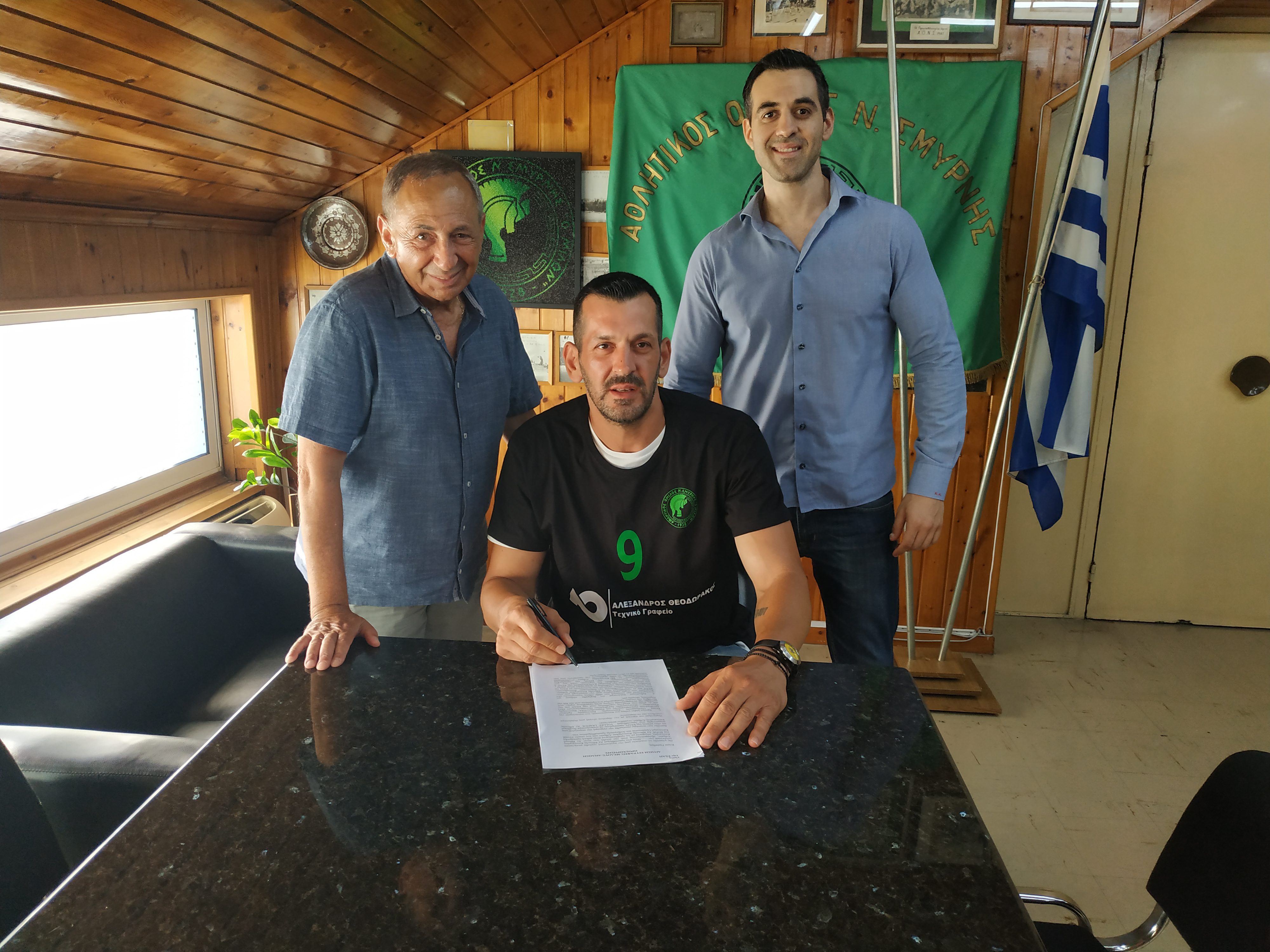 Μπάσκετ: Ο Νίκος Πέττας στον Μίλωνα