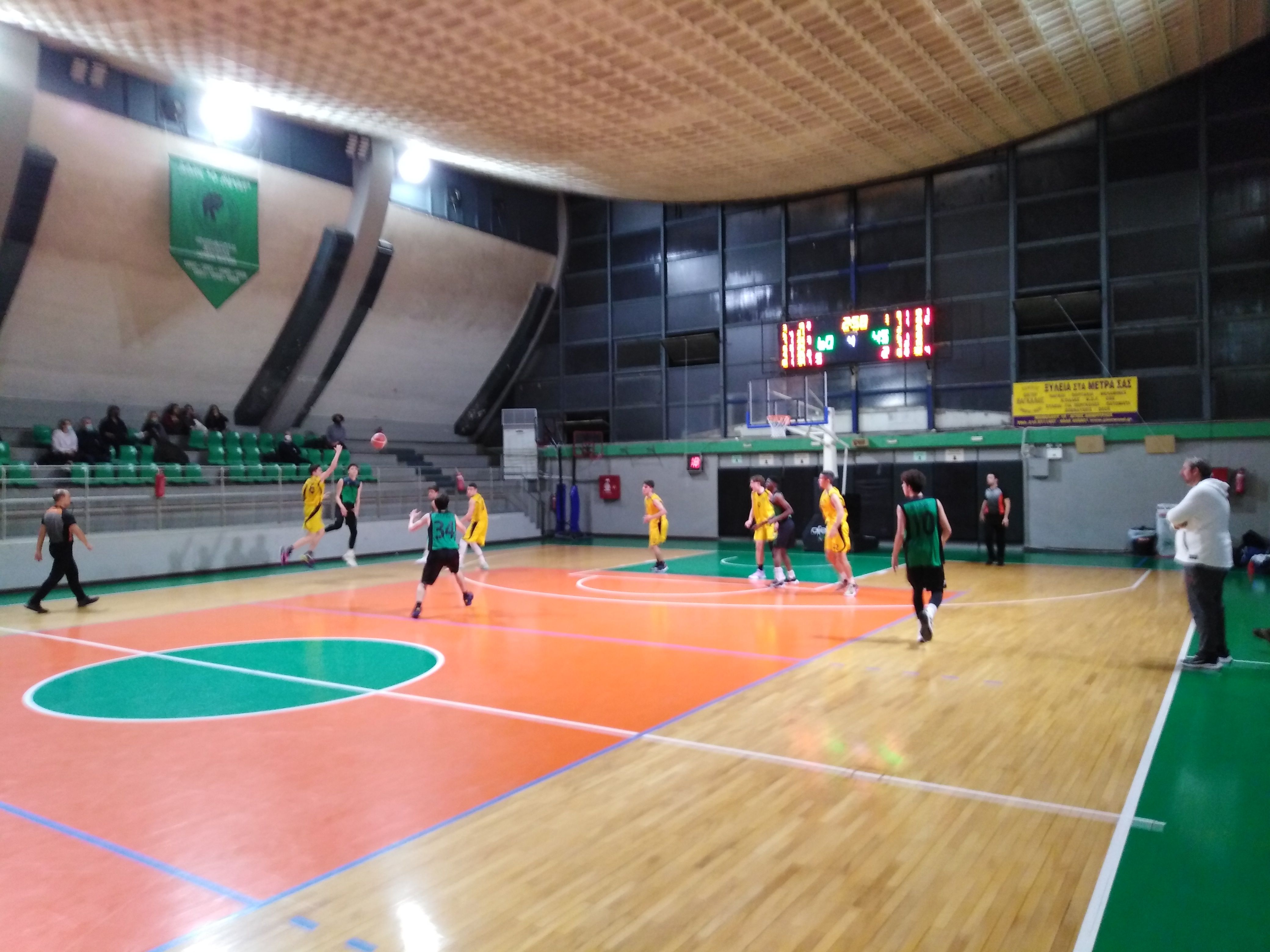 Μπάσκετ: Νίκη για τους Παίδες, ήττα για τους Έφηβους