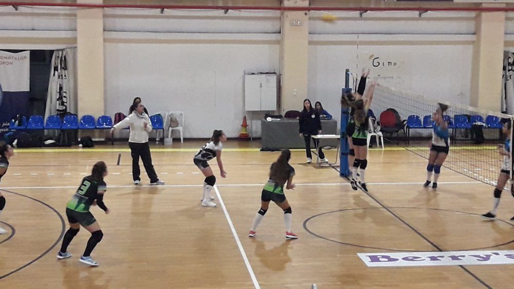 Βόλεϊ: Μία νίκη και μία ήττα για τις Κορασίδες Β’ και Γ’